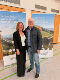 Kreisrätin Nicole Stichler mit ihrem Vater Peter